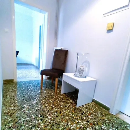 Stamatias Home, Fully Equipped 5 Minutes From The Sea Tatil Evi