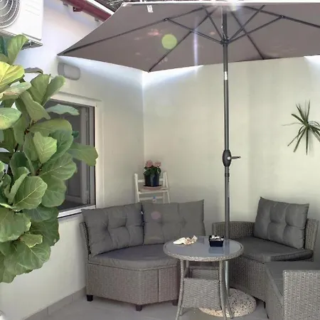 Vakantiehuis Stamatias Home, Fully Equipped 5 Minutes From The Sea Chania (Crete)